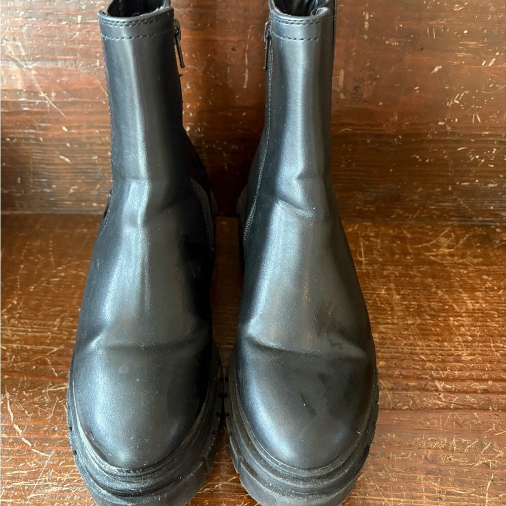 Women's Platform Chelsea Boots - Wild Fable Black, 7 - Picture 3 of 6